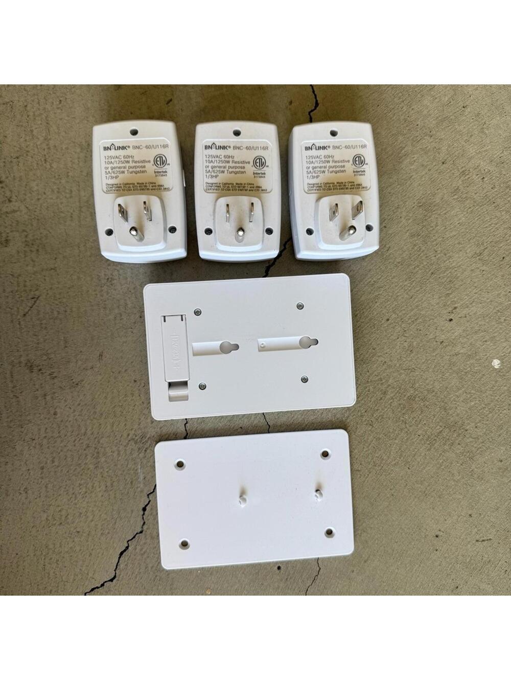 Wireless Remote Control Outlet Set - Picture 10 of 10